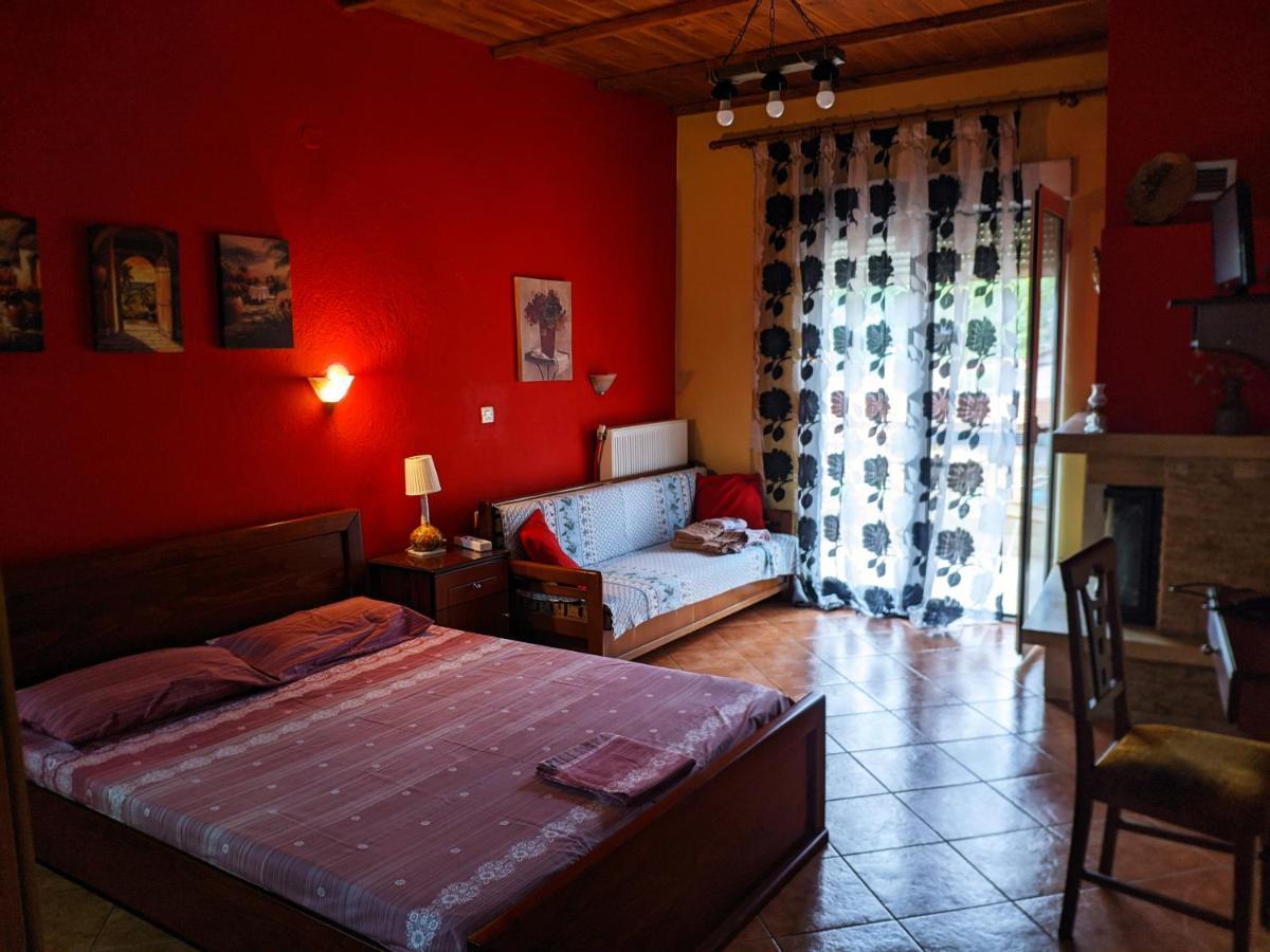Alexandros Guesthouse Orma Exterior photo