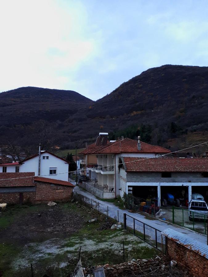 Alexandros Guesthouse Orma Exterior photo